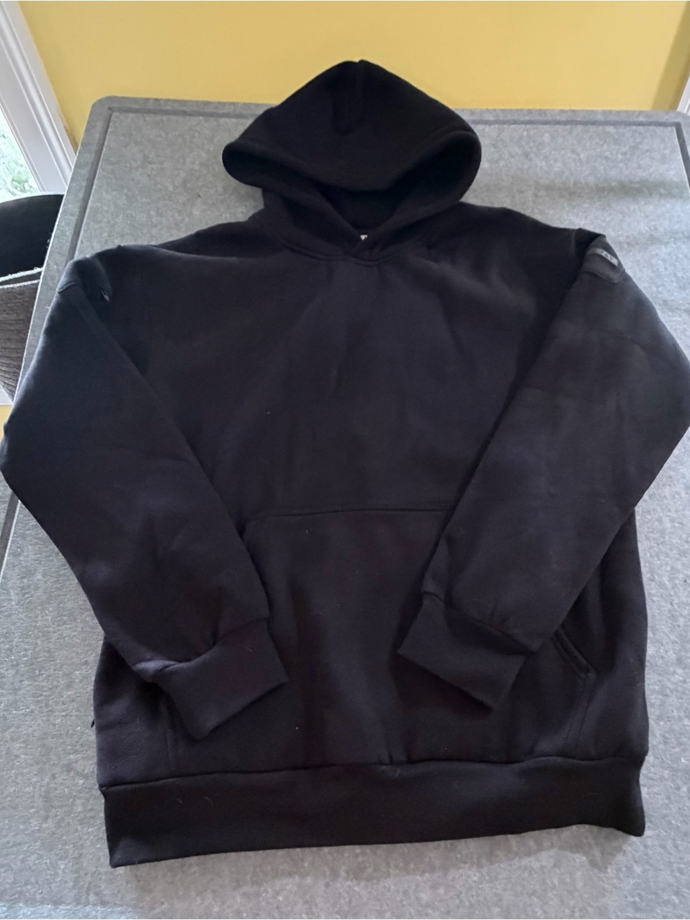 Comfrt Brand 3 piece lot Hoodie, Sweats, shorts  Bundle size medium/large - Picture 13 of 16